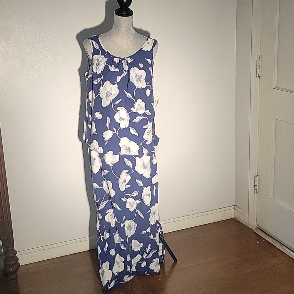 Liz Claiborne Blue & Beyond, Sleevless Blouse, Size L, Long Skirt, Size: 12, NWT